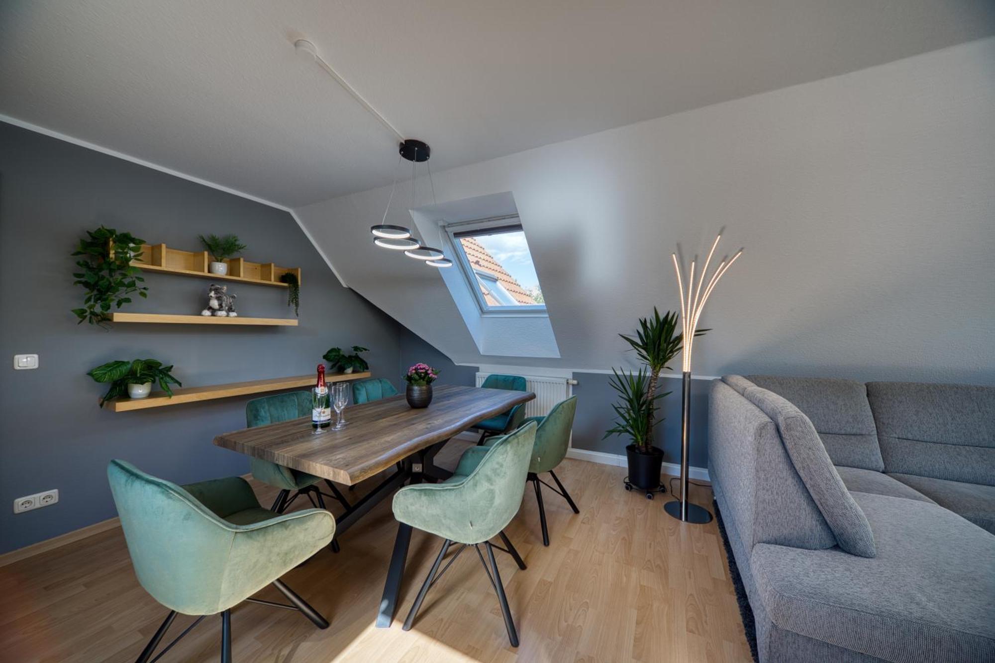 Apartment Dresdenstay 3 Schlafzimmer 2 Baeder Balkon Kamin Ps4 Dresden