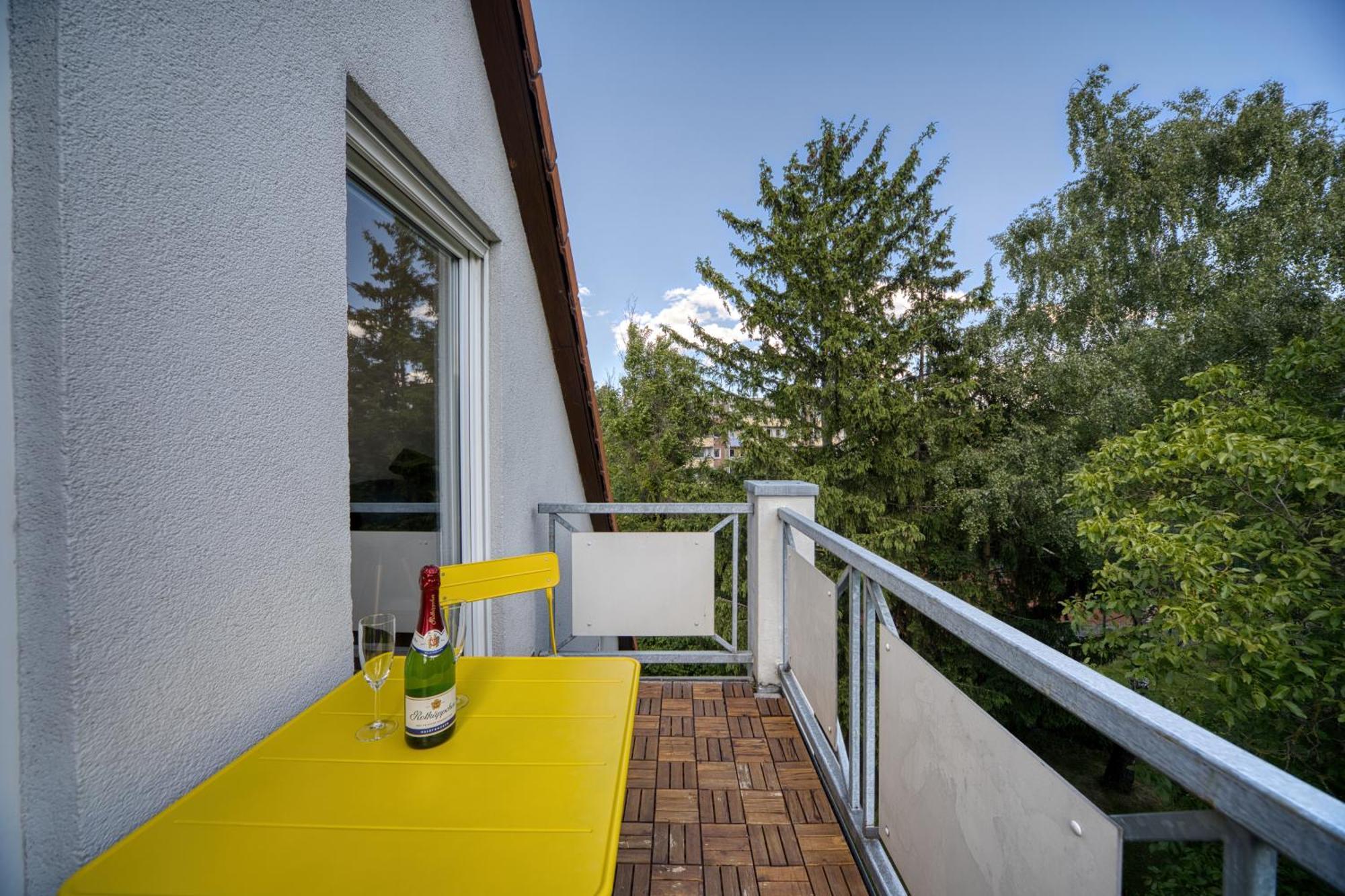 Dresdenstay 3 Schlafzimmer 2 Baeder Balkon Kamin Ps4 Apartment *