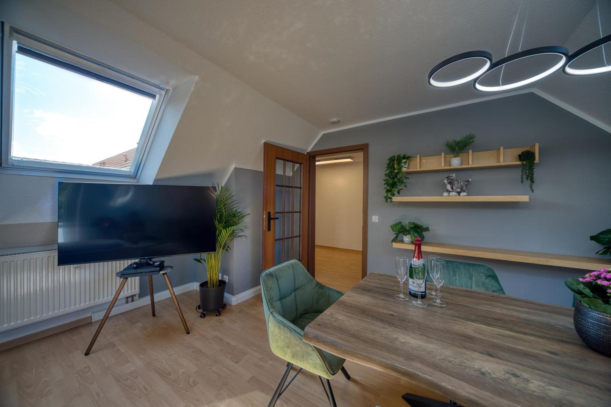Apartment Dresdenstay 3 Schlafzimmer 2 Baeder Balkon Kamin Ps4 *